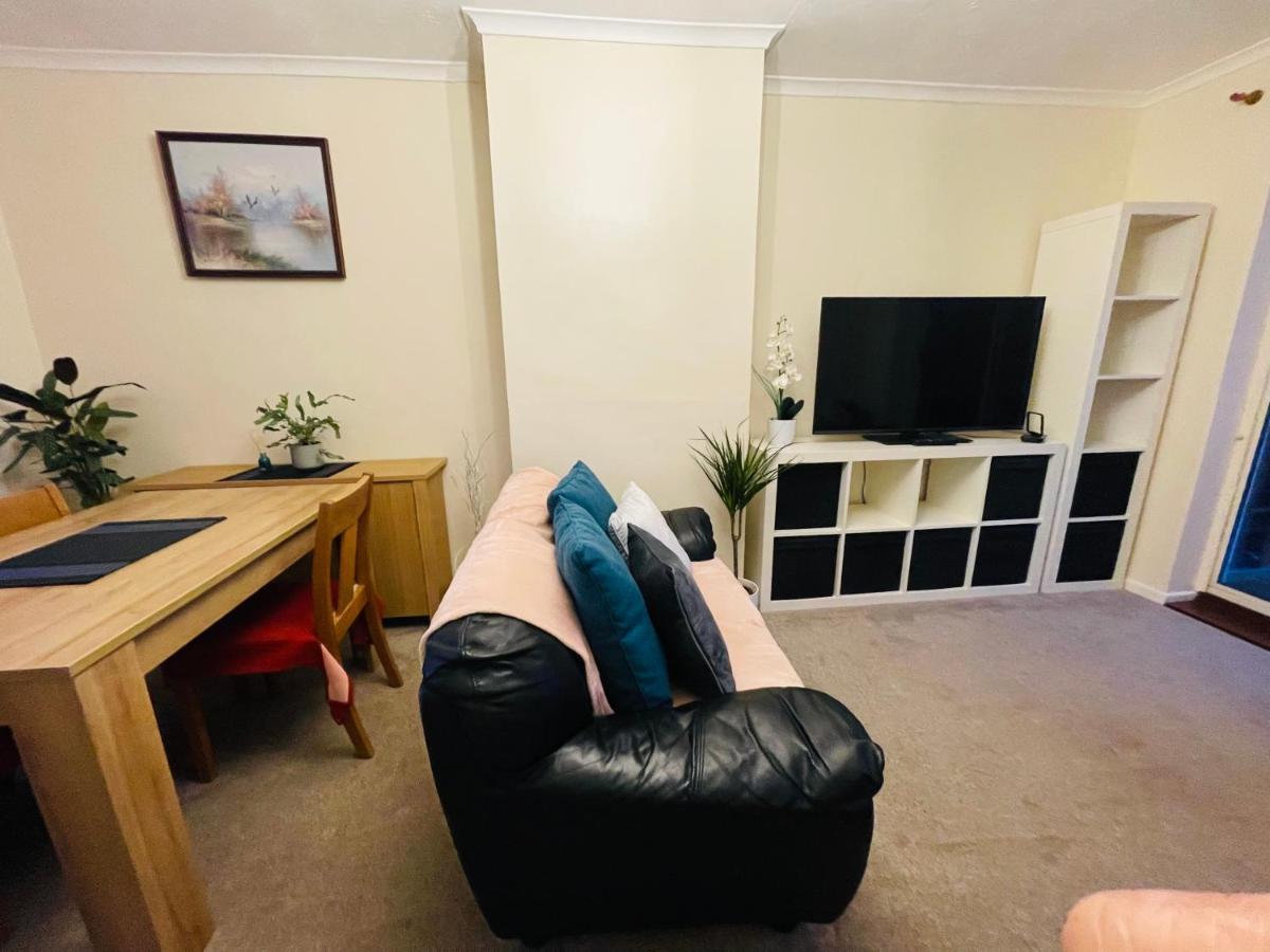 St Ives, King Bed Cosy Home, Parking, Fast Wi Fi St Ives  Buitenkant foto